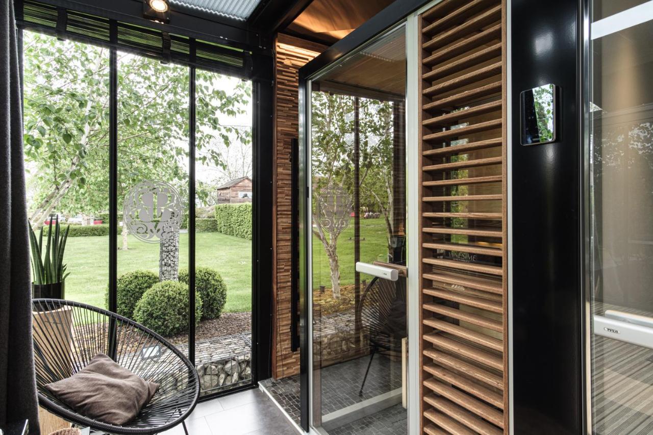 Le Domaine Des Pres Verts Suites & Chambres Avec Jacuzzi Privatif Jouey Kültér fotó